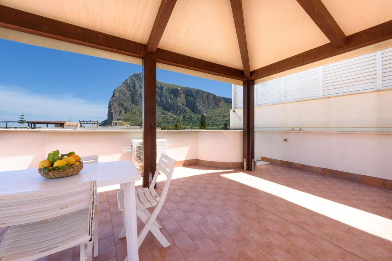 I Tre Golfi - Appartamenti Con Terrazzo Fino A 800 Mt Dal Mare サン・ヴィート・ロ・カーポ エクステリア 写真